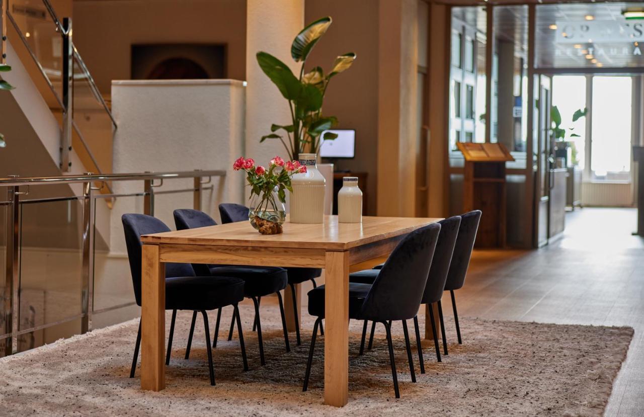 Westcord Hotel Schylge Eksteriør bilde