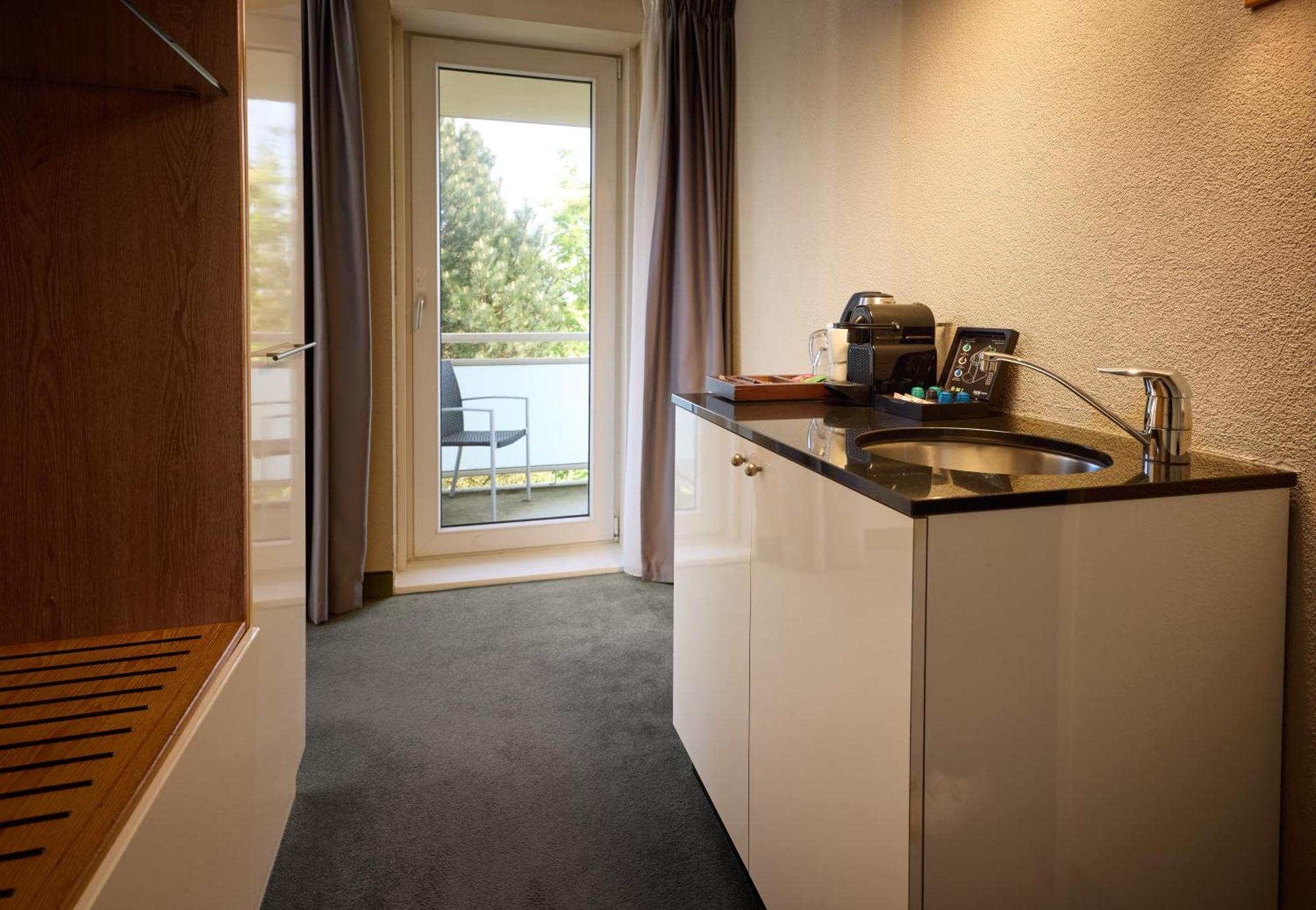 Westcord Hotel Schylge Eksteriør bilde